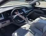 продам Toyota Highlander в пмр  фото 6