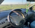 продам Toyota Yaris в пмр  фото 2