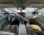продам Toyota Prius V в пмр  фото 3