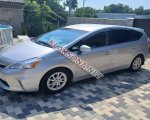 продам Toyota Prius V в пмр  фото 2
