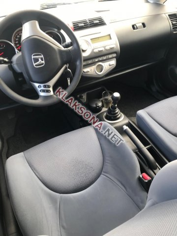 продам Honda Jazzв пмр  фото 4
